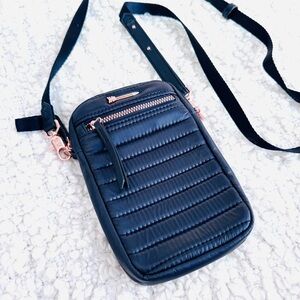 Stella & Dot Crush It Essentials Crossbody - Black Quilted